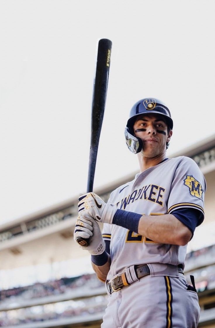 740x1120 Christian yelich, Phone