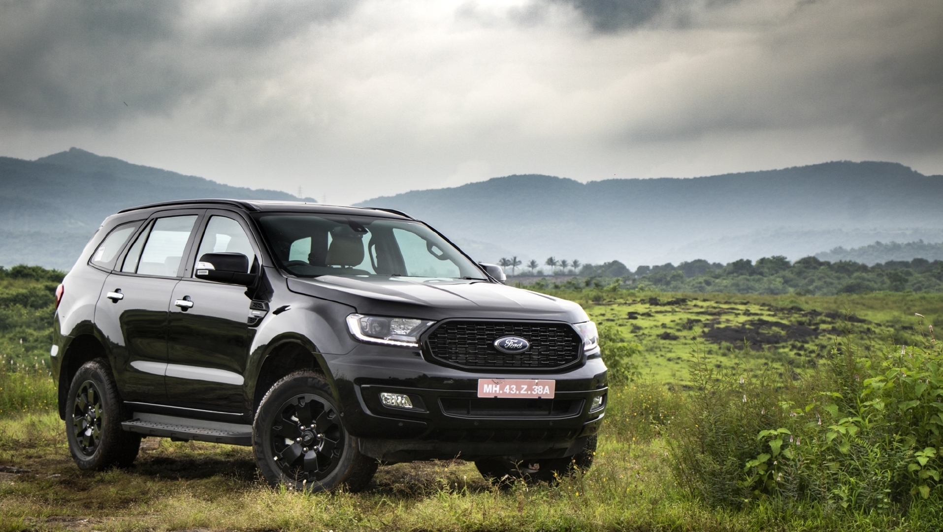 1920x1090 Ford Endeavour Image & Exterior Photo Gallery [Images], Desktop