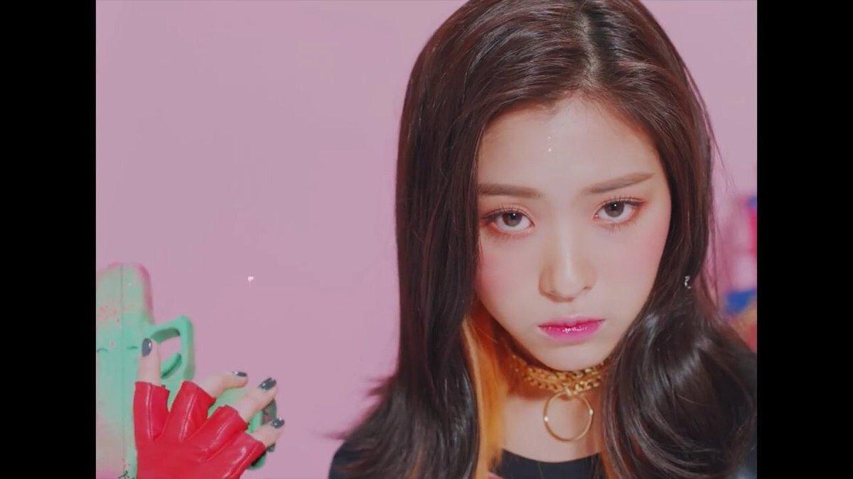 1200x680 Yeji ITZY 2019 Itzy in 2019 Hintergrnde t, Desktop