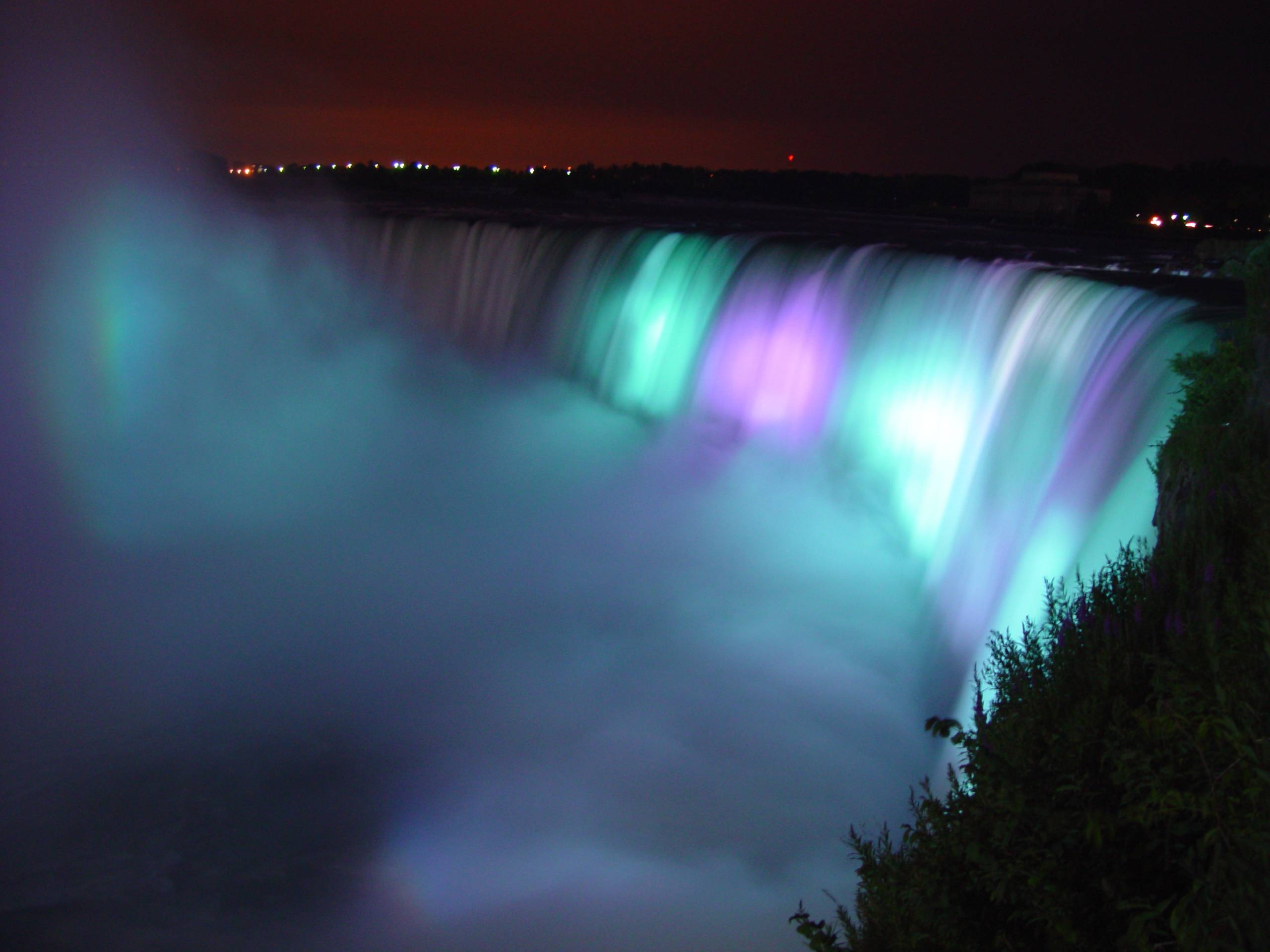 2560x1920 Rainbows Niagara Falls · City & World Wallpaper HD. EZIBOX · HD, Desktop