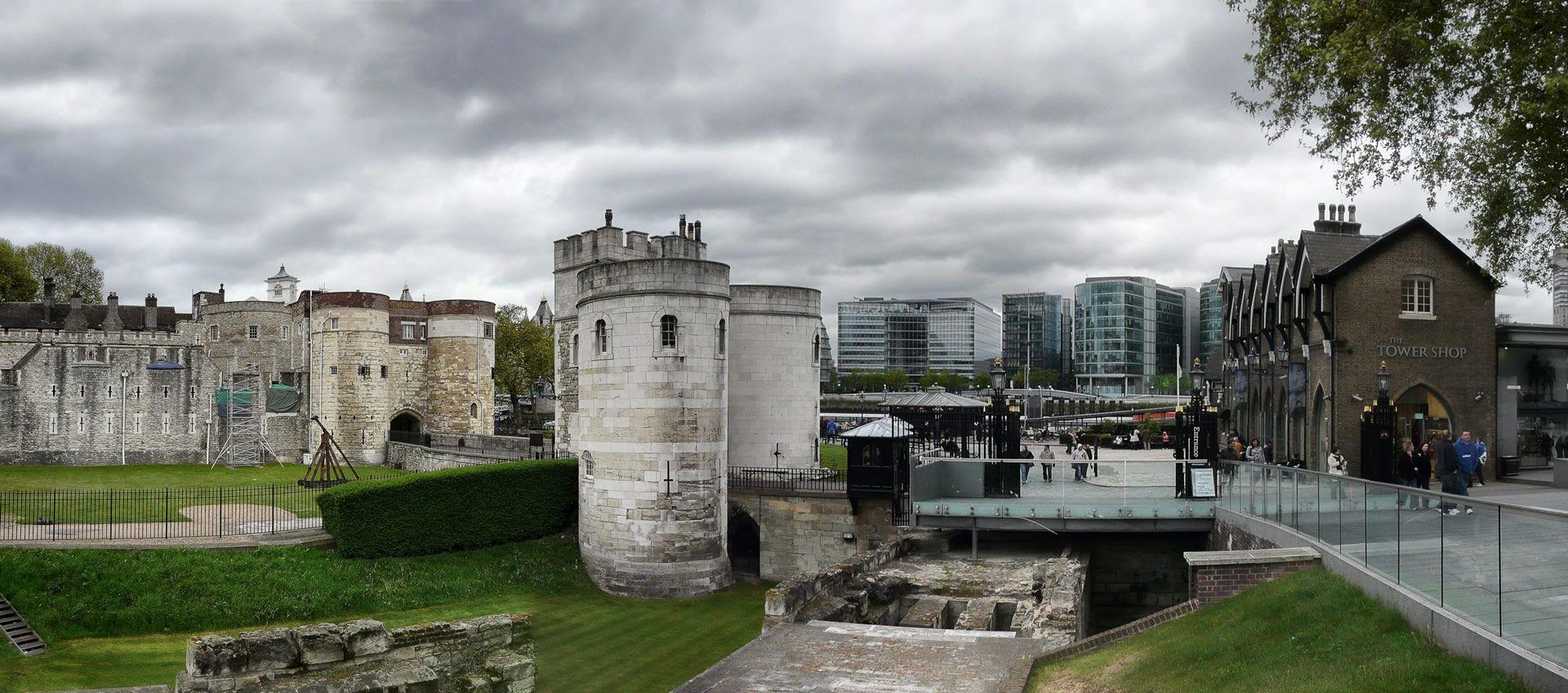 1920x850 tower of london. HD Windows Wallpaper, Dual Screen