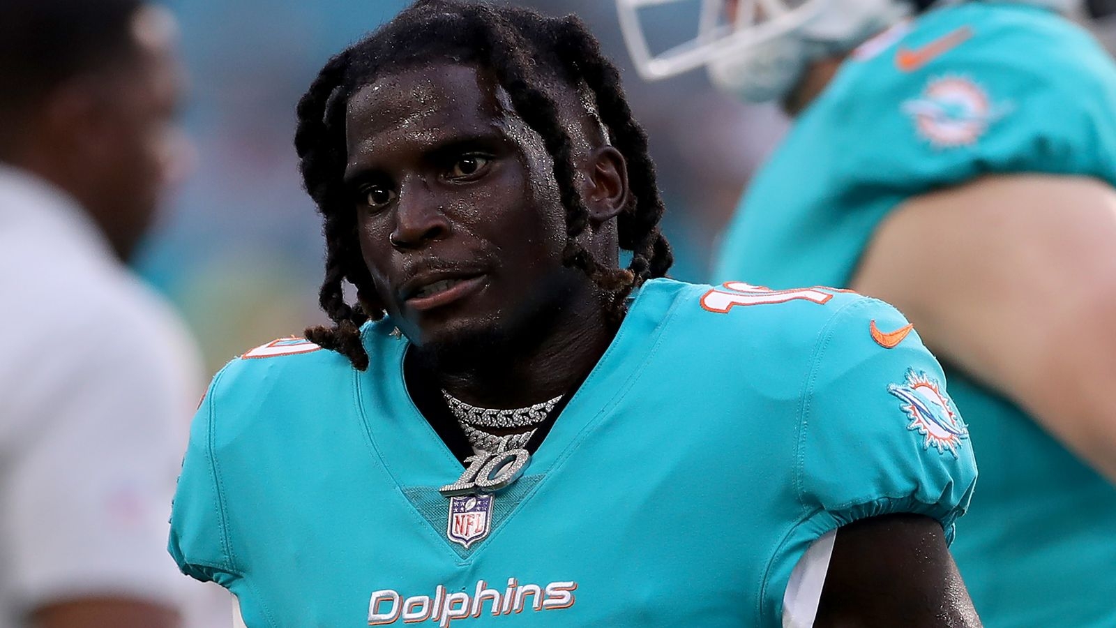 1600x900 New England Patriots Miami Dolphins: Tyreek Hill, Tua Tagovailoa, Mac Jones among the players to watch out for in season opener, Desktop