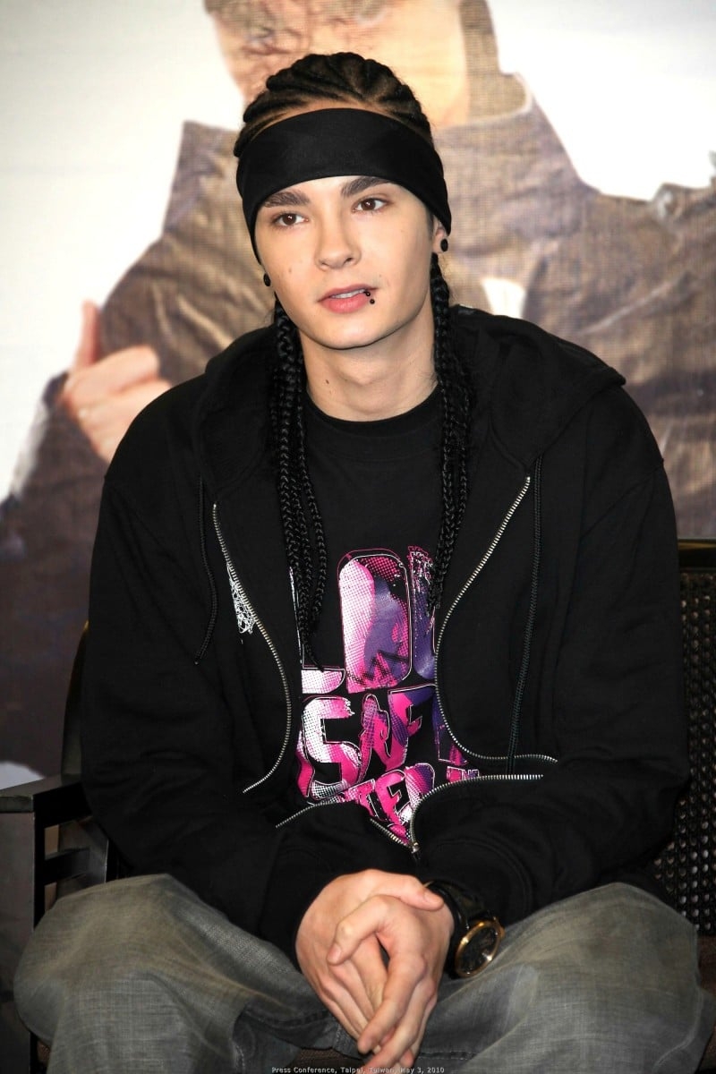 800x1200 Tom Kaulitz wallpaper, Phone