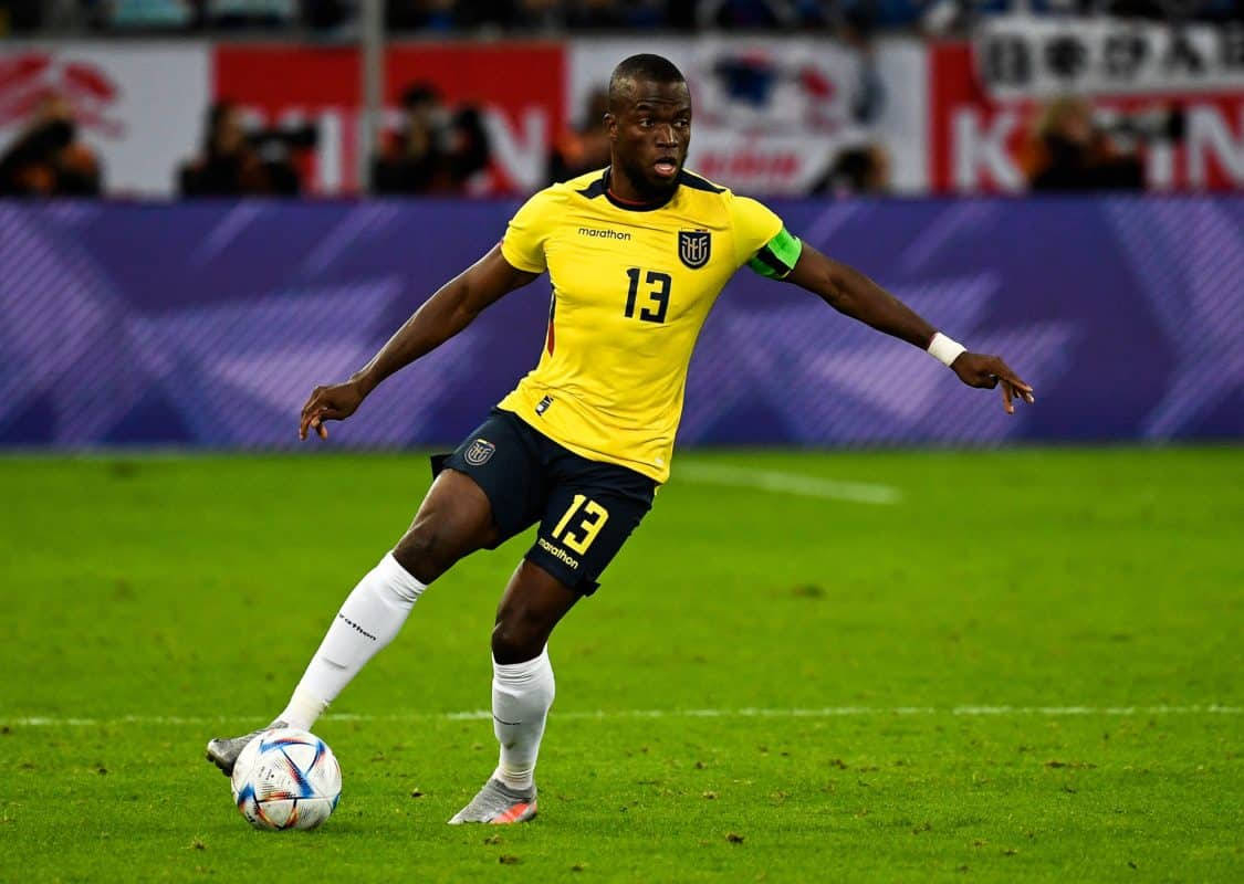 1130x800 Download Ecuador National Football Team Enner Valencia Wallpaper, Desktop