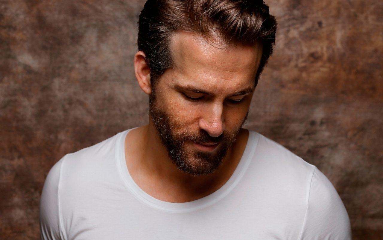 1280x810 Ryan Reynolds White Shirt wallpaper. Ryan Reynolds White Shirt, Desktop