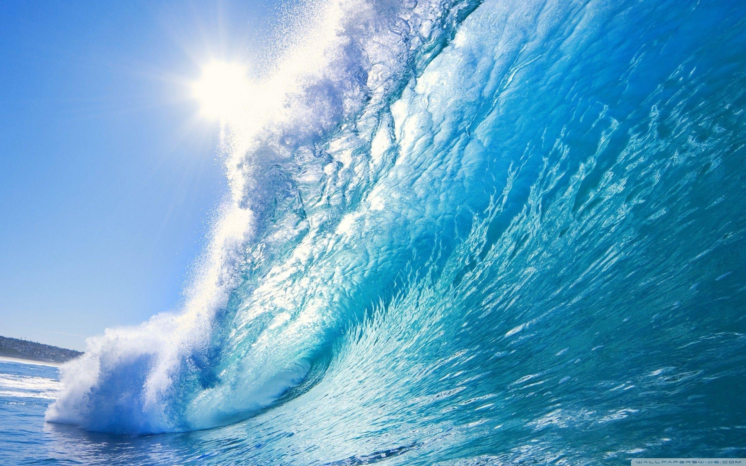 2560x1600 Big Wave ❤ 4K HD Desktop Wallpaper for 4K Ultra HD TV • Tablet, Desktop