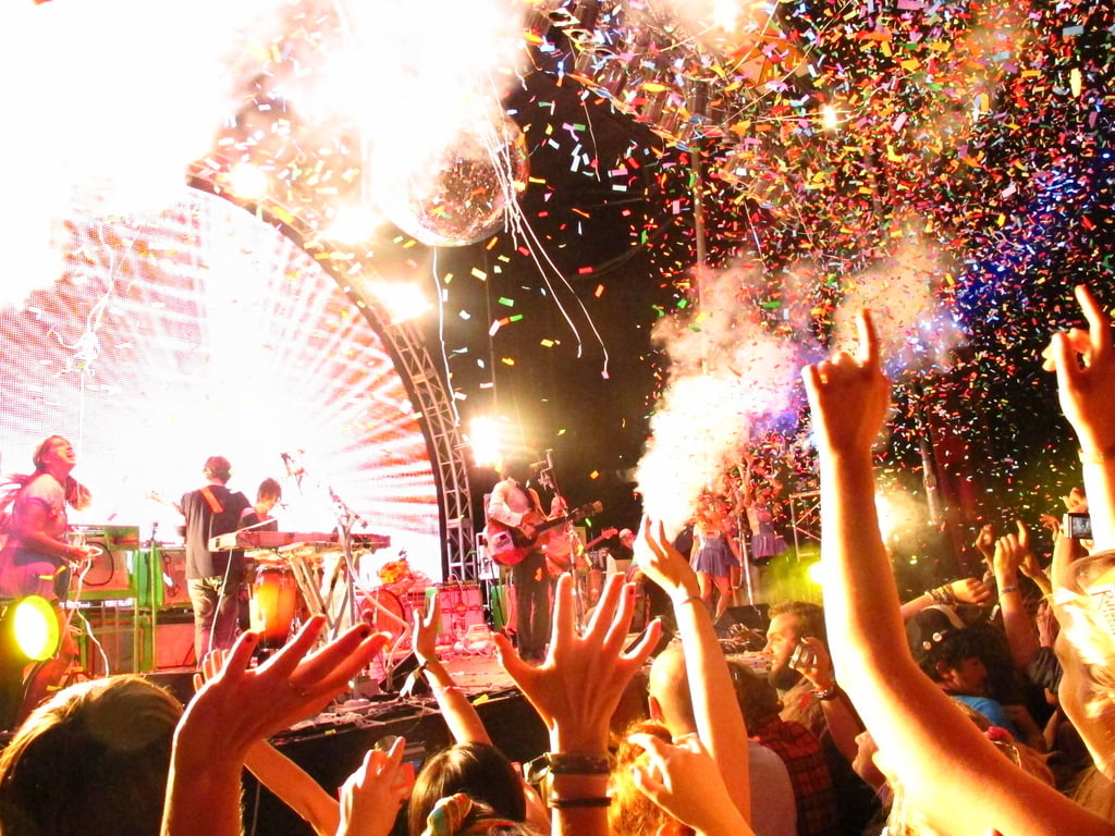 1030x770 Public tickets still available for Flaming Lips at Barnhill Arena, Desktop