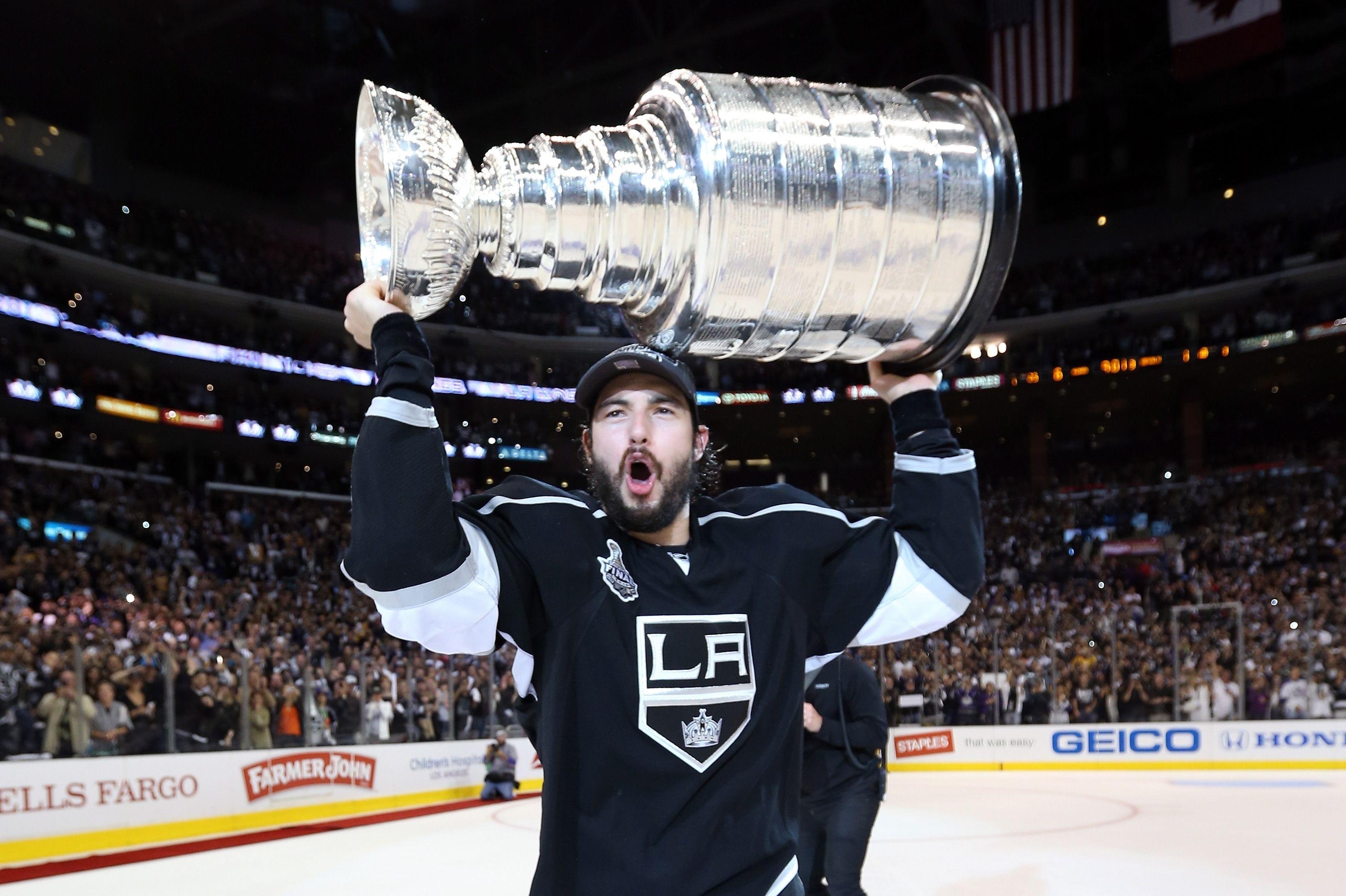 3000x2000 Best Hockey player Drew Doughty and his trophy wallpaper, Desktop