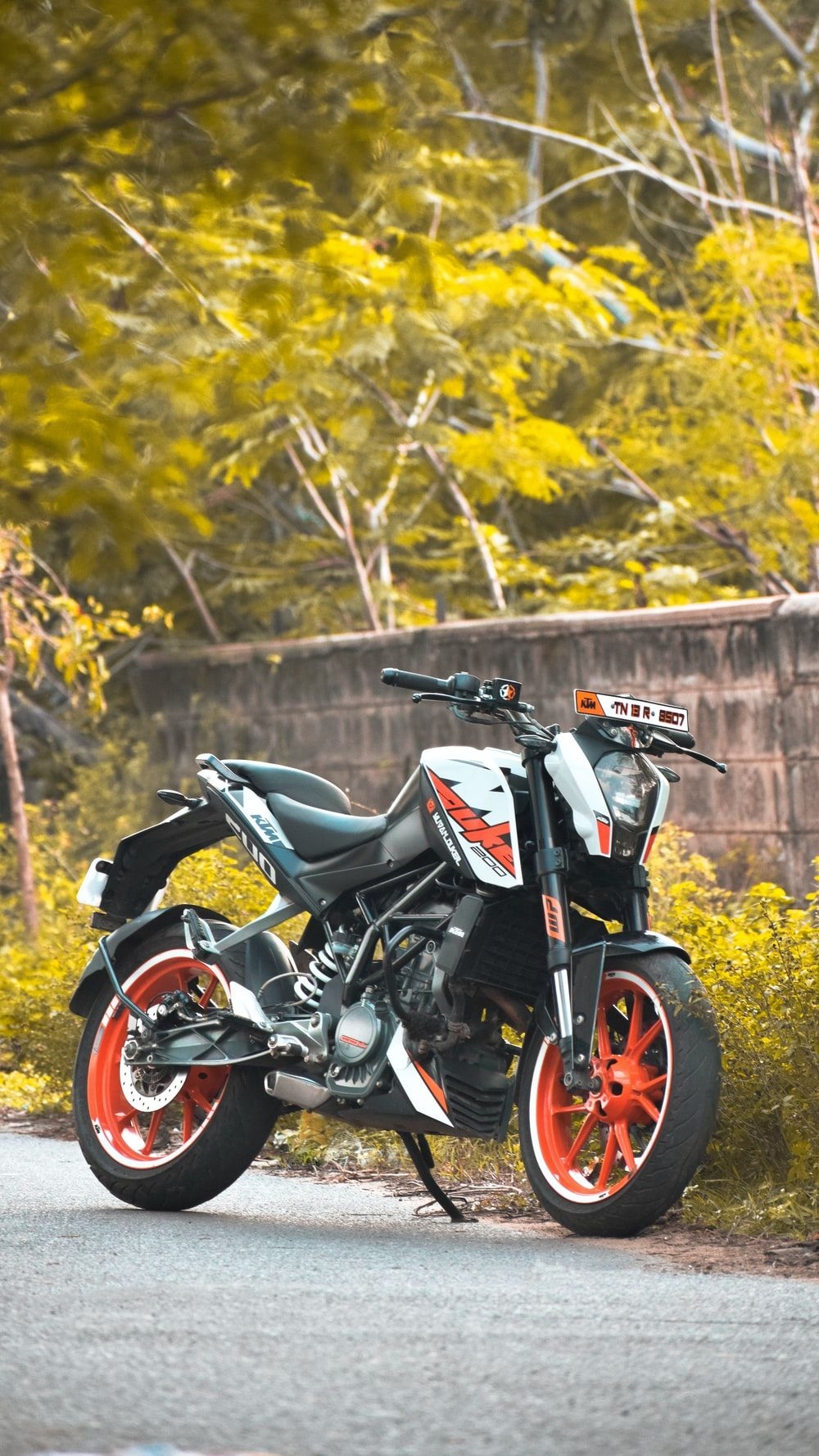 1000x1780 Ktm Duke 200 Picture. Download Free Image, Phone