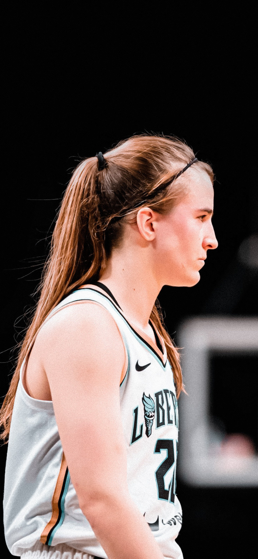 830x1800 Sabrina Ionescu 07.10.2022 if, Phone