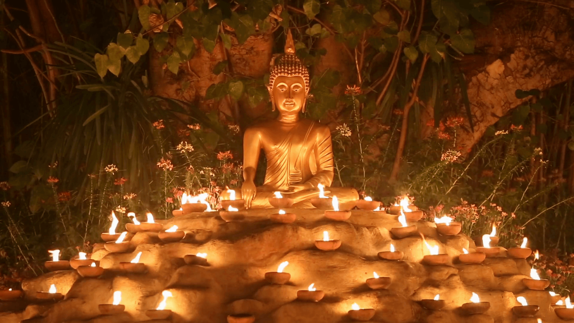 1920x1080 Magha puja day, Monks light the candle for buddha, Chiangmai, Desktop