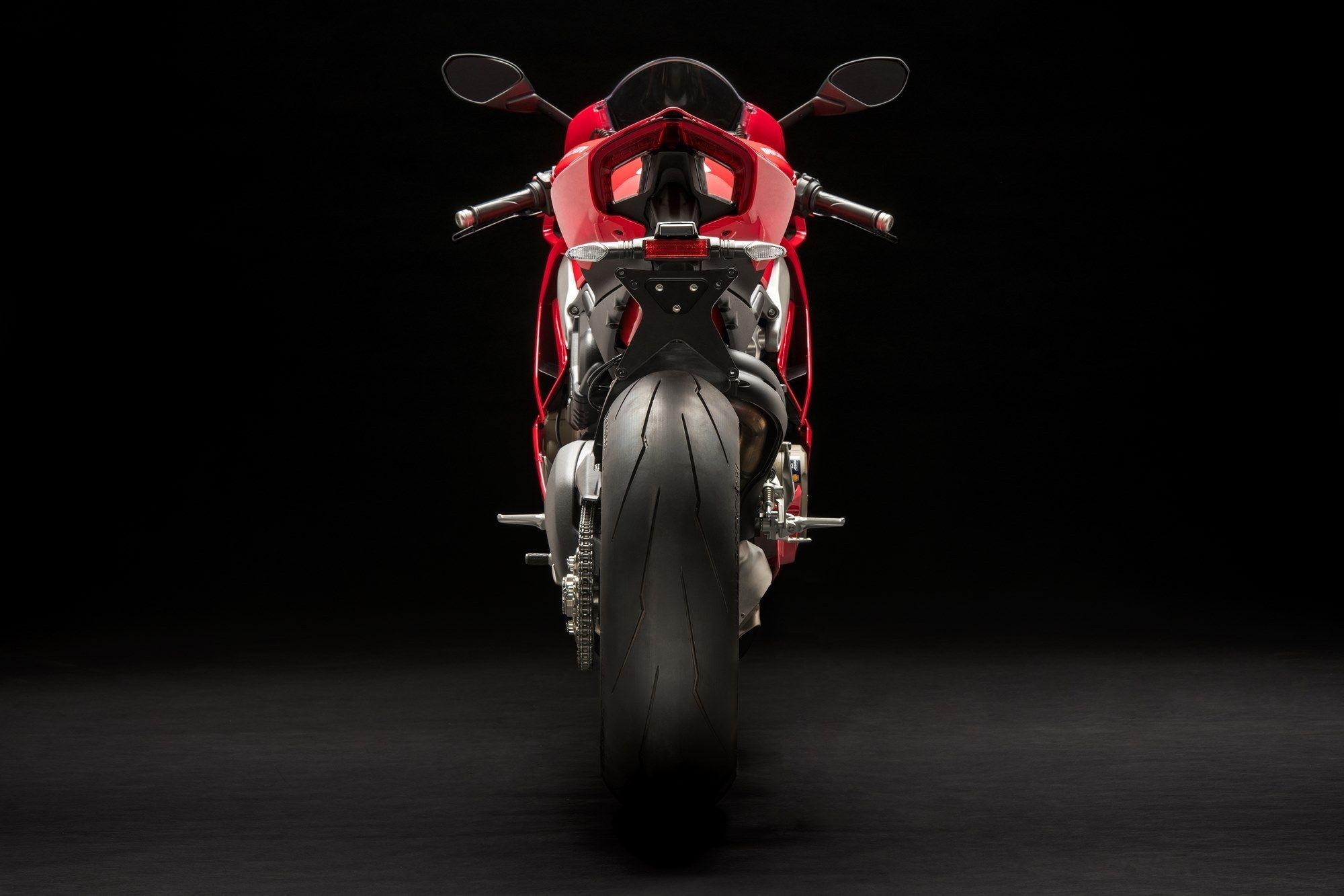 2000x1340 Ducati Panigale V4 S image, Desktop