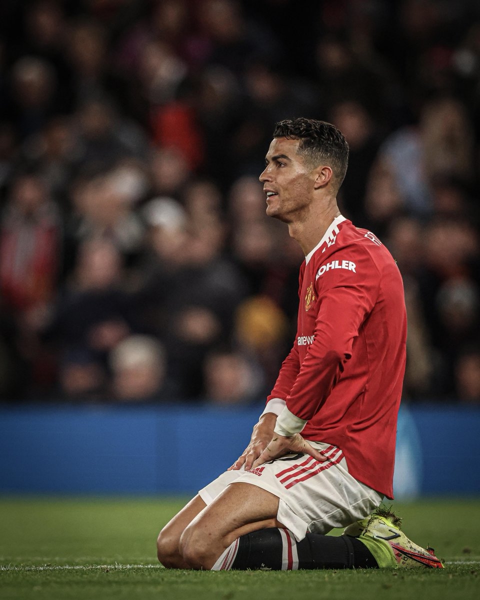 960x1200 ESPN UK Ronaldo benched for Man United's game against Chelsea, Phone