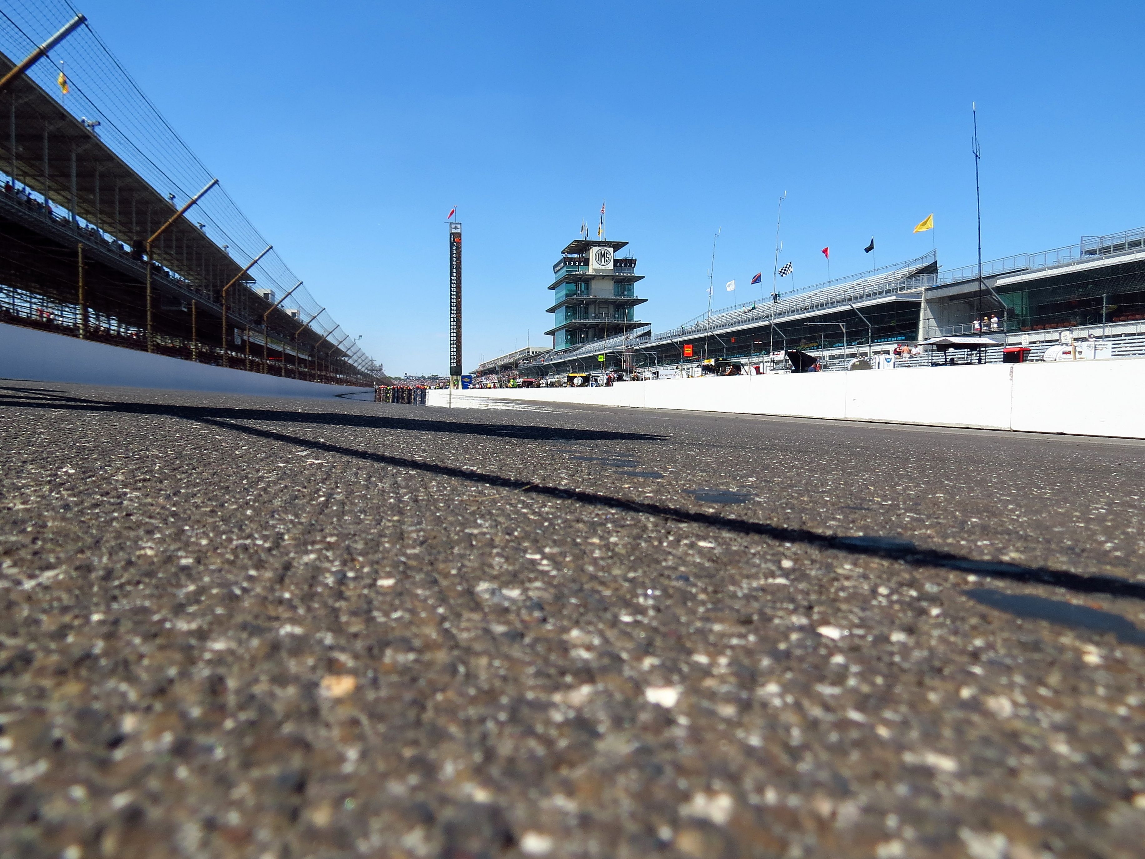 3670x2750 Indianapolis Motor Speedway Parking Parking near Indianapolis, Desktop