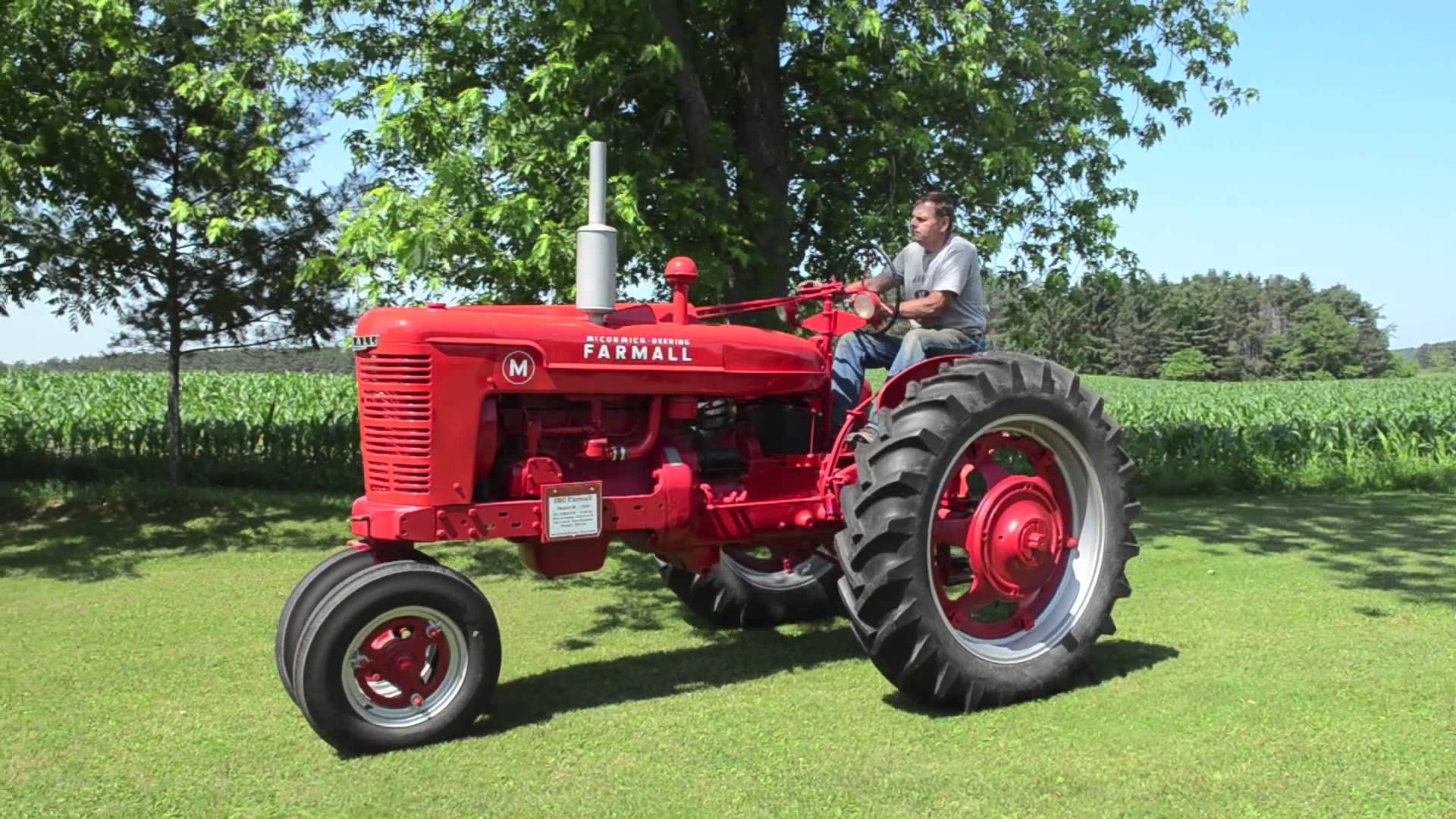 1920x1080 International Farmall Model M Ed Westen Tractor, Desktop