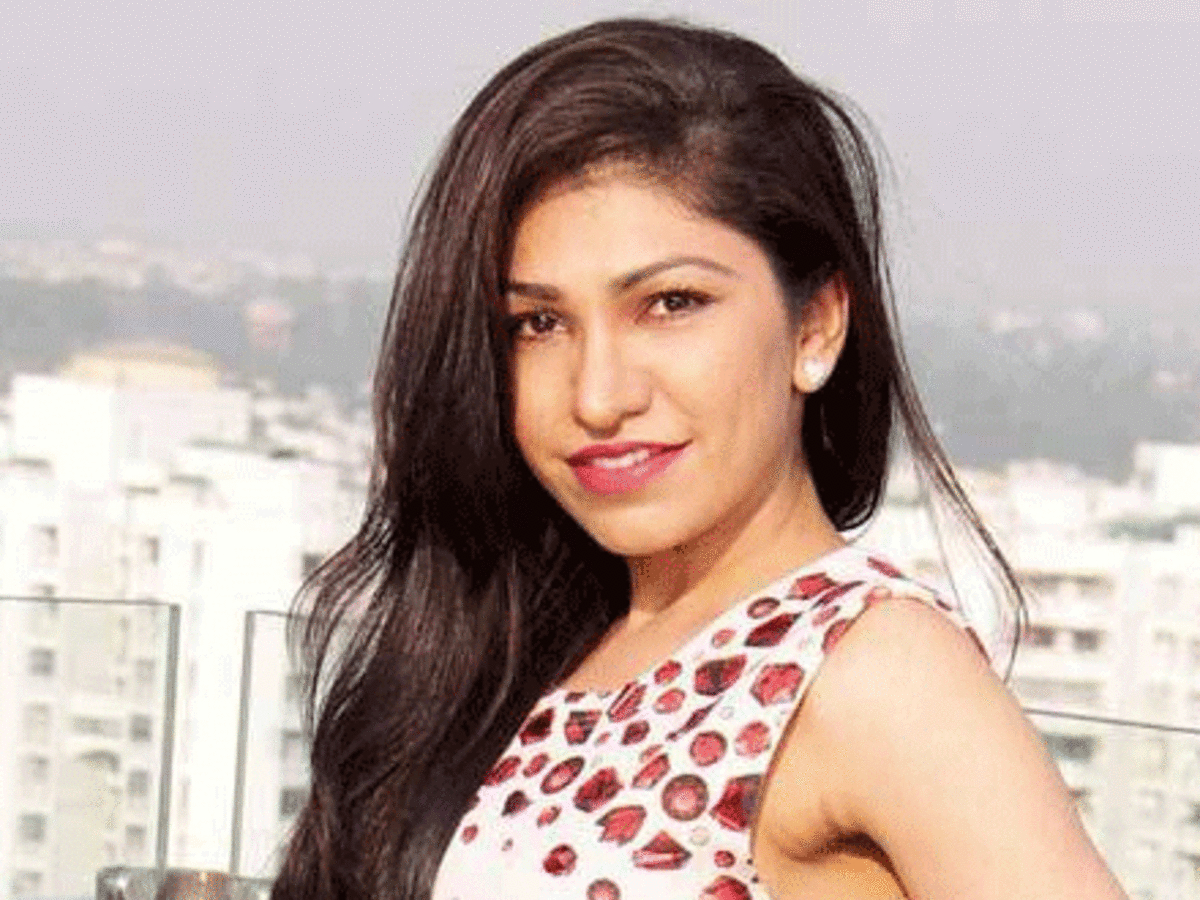 1200x900 singer tulsi kumar: Celeb cook in: Tulsi Kumar, Desktop