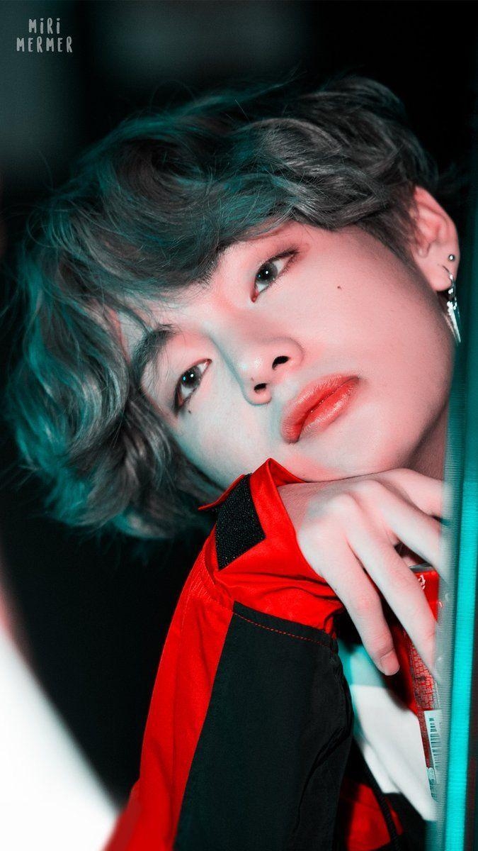 680x1200 Kim Taehyung Wallpaper. 방탄소년단 ❣ in 2019, Phone