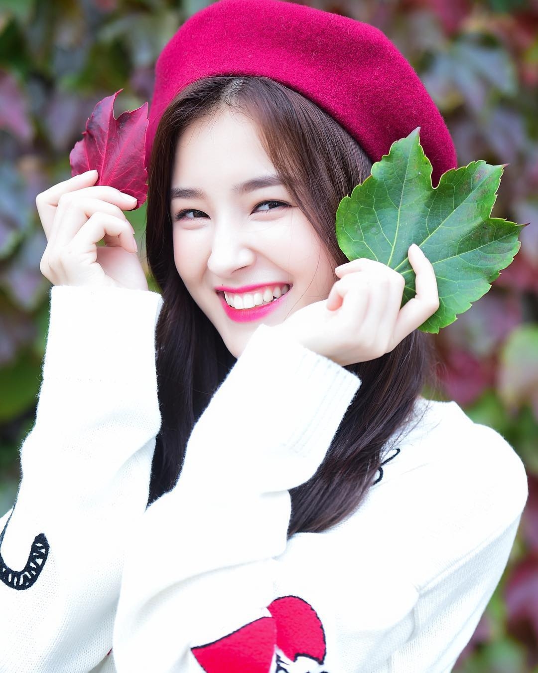 1080x1350 Kết quả hình ảnh cho nancy momoland. BG2. Kpop, Idol, Phone