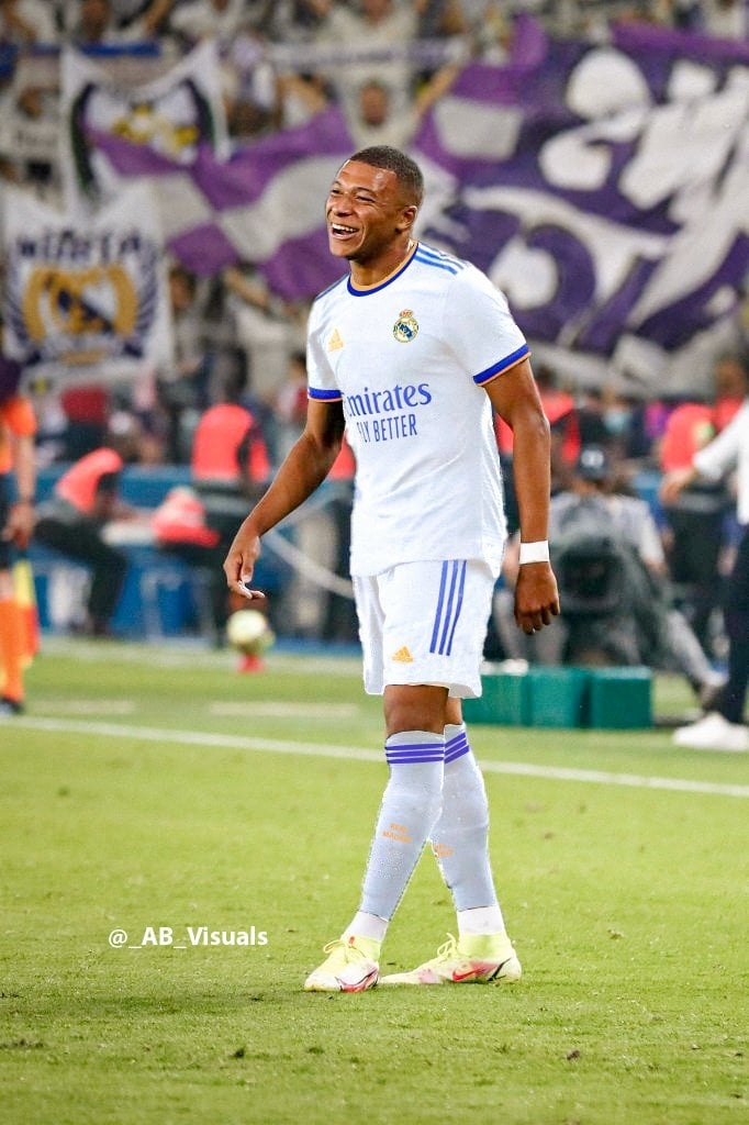 690x1030 Mbappe Real Madrid wallpaper, Phone