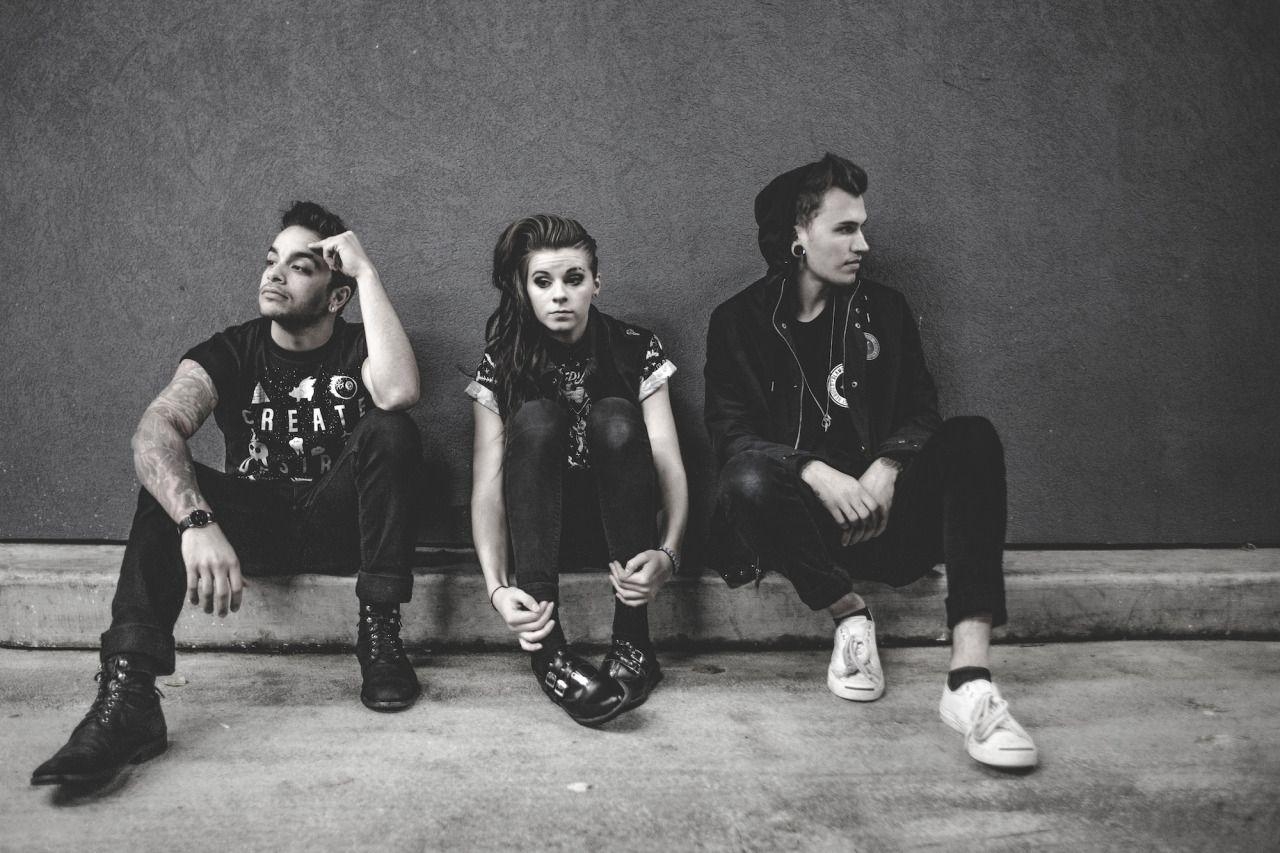 1280x860 PVRIS Wallpaper, Desktop