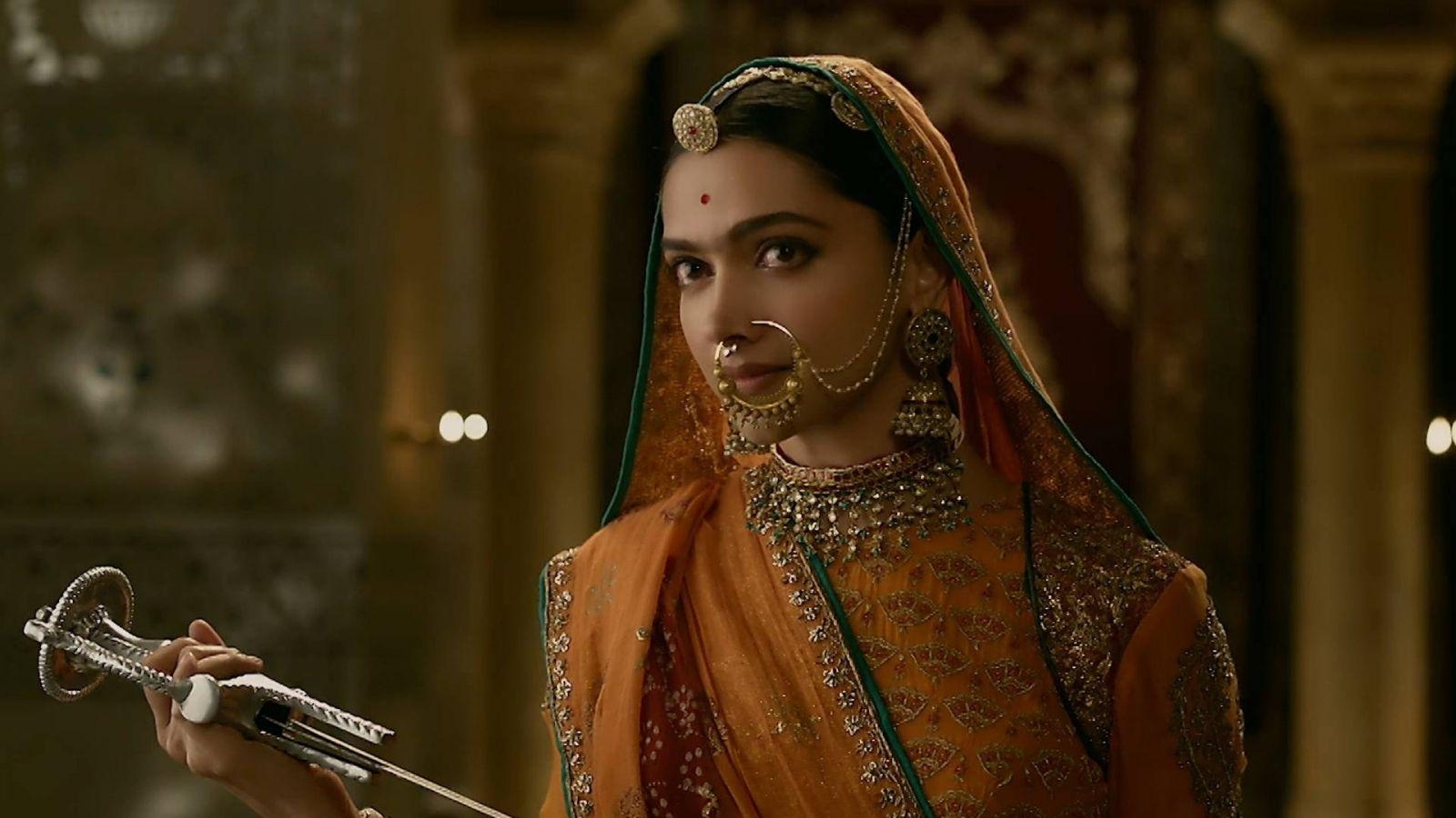 1600x900 Ghoomar: NBA cheerleaders jive to Deepika Padukone song from Padmaavat, Desktop