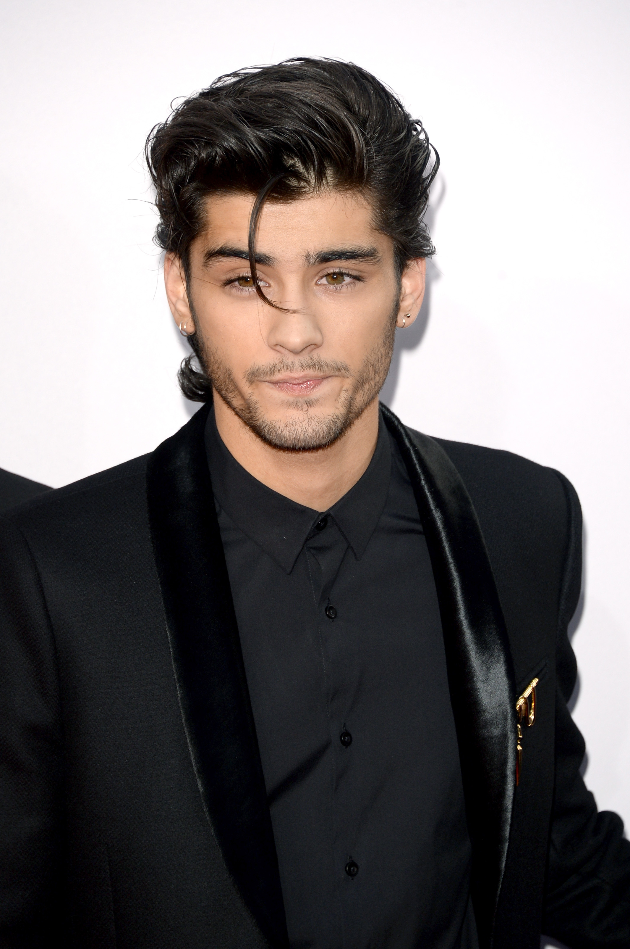 2140x3210 Zayn Malik Hair Photo That Show The Evolution Of His Luscious Locks, Because You Know You'll Miss That Man Bun, Phone