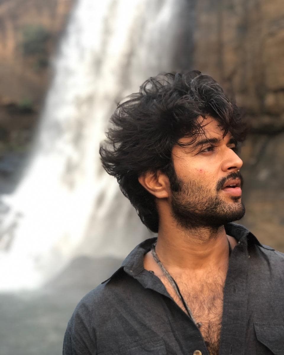 960x1200 Vijay Devarakonda Wallpaper Free Vijay Devarakonda Background, Phone