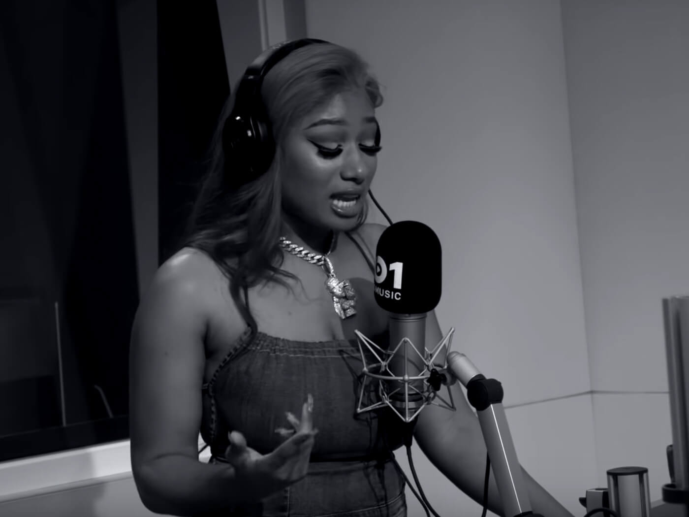 1400x1050 Megan Thee Stallion kills it on 'Fire in the Booth', Desktop