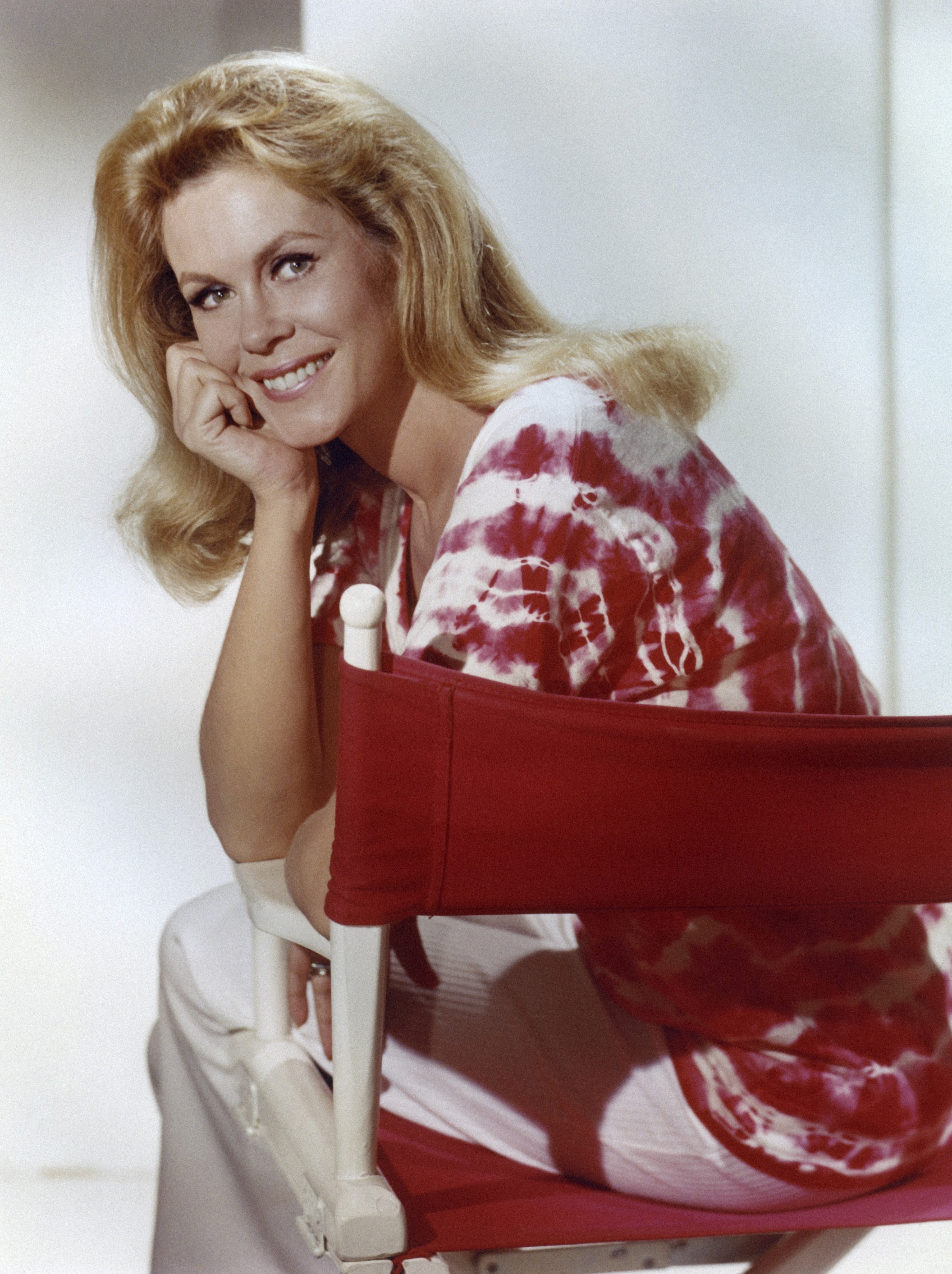 3600x4820 Elizabeth Montgomery: Movies, TV, Phone