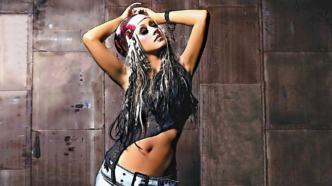 1280x720 Christina Aguilera Posing wallpaper. Christina Aguilera Posing, Desktop