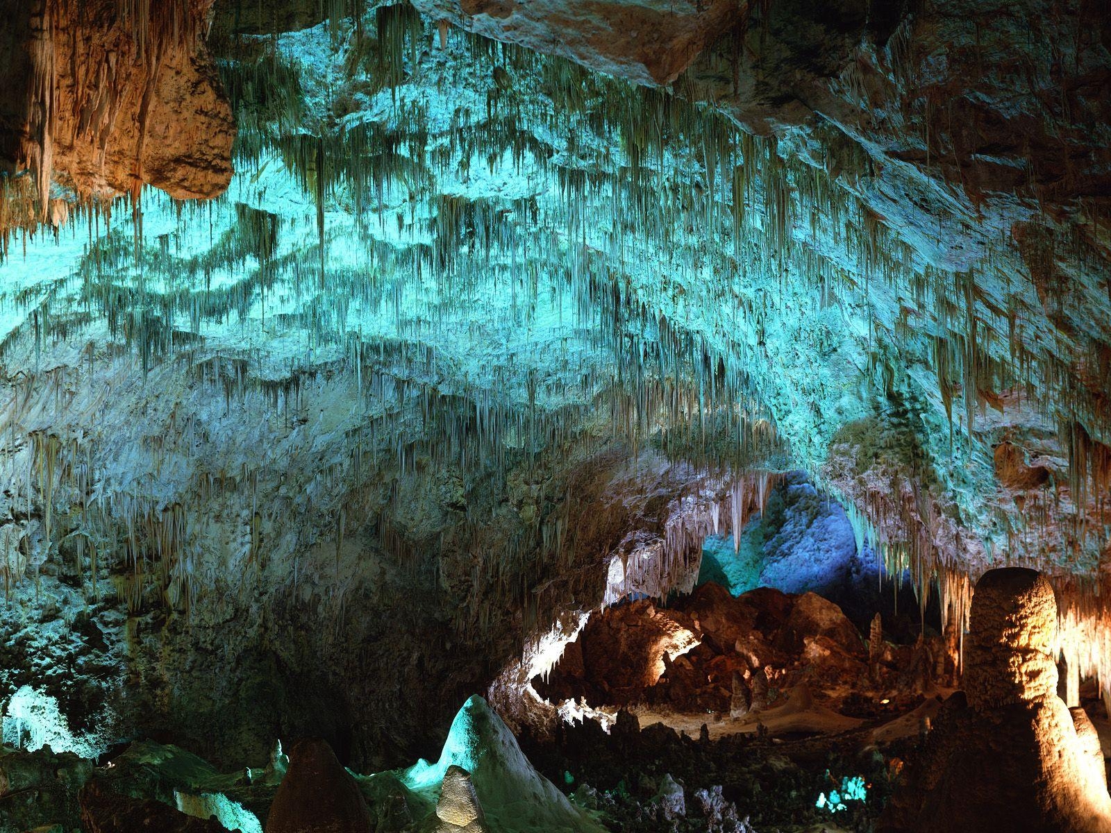 1600x1200 Cave Stalactites, Carlsbad Caverns National Park, New Mexico. My, Desktop