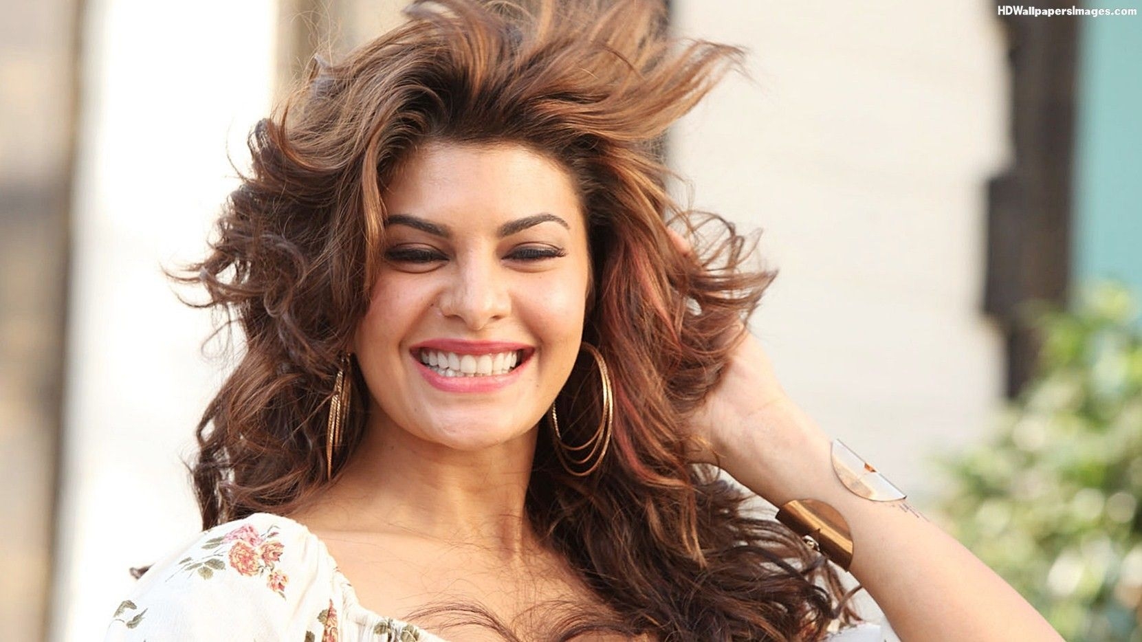 1670x940 Jacqueline Fernandez Wallpaper HD 01743, Desktop