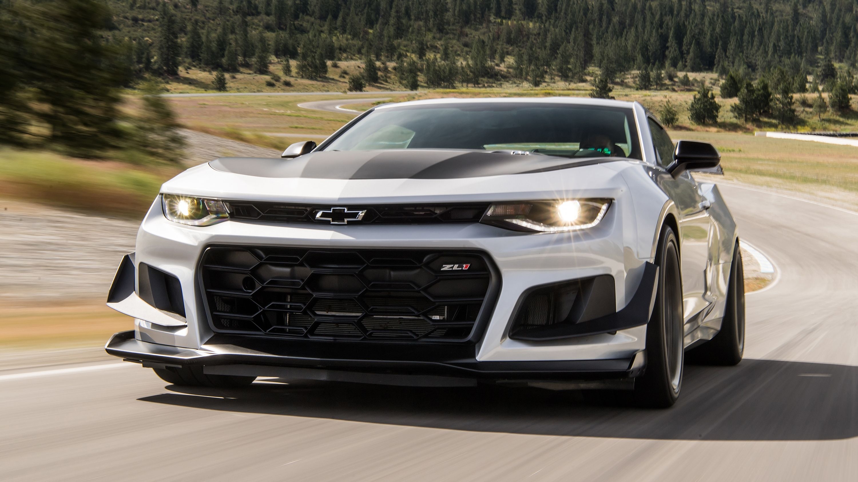 3000x1690 Chevrolet Camaro review: ZL1 1LE challenges Porsche's finest Reviews 2021, Desktop