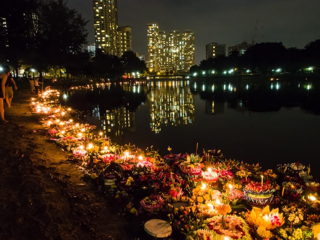 1030x770 Loi Krathong, Desktop