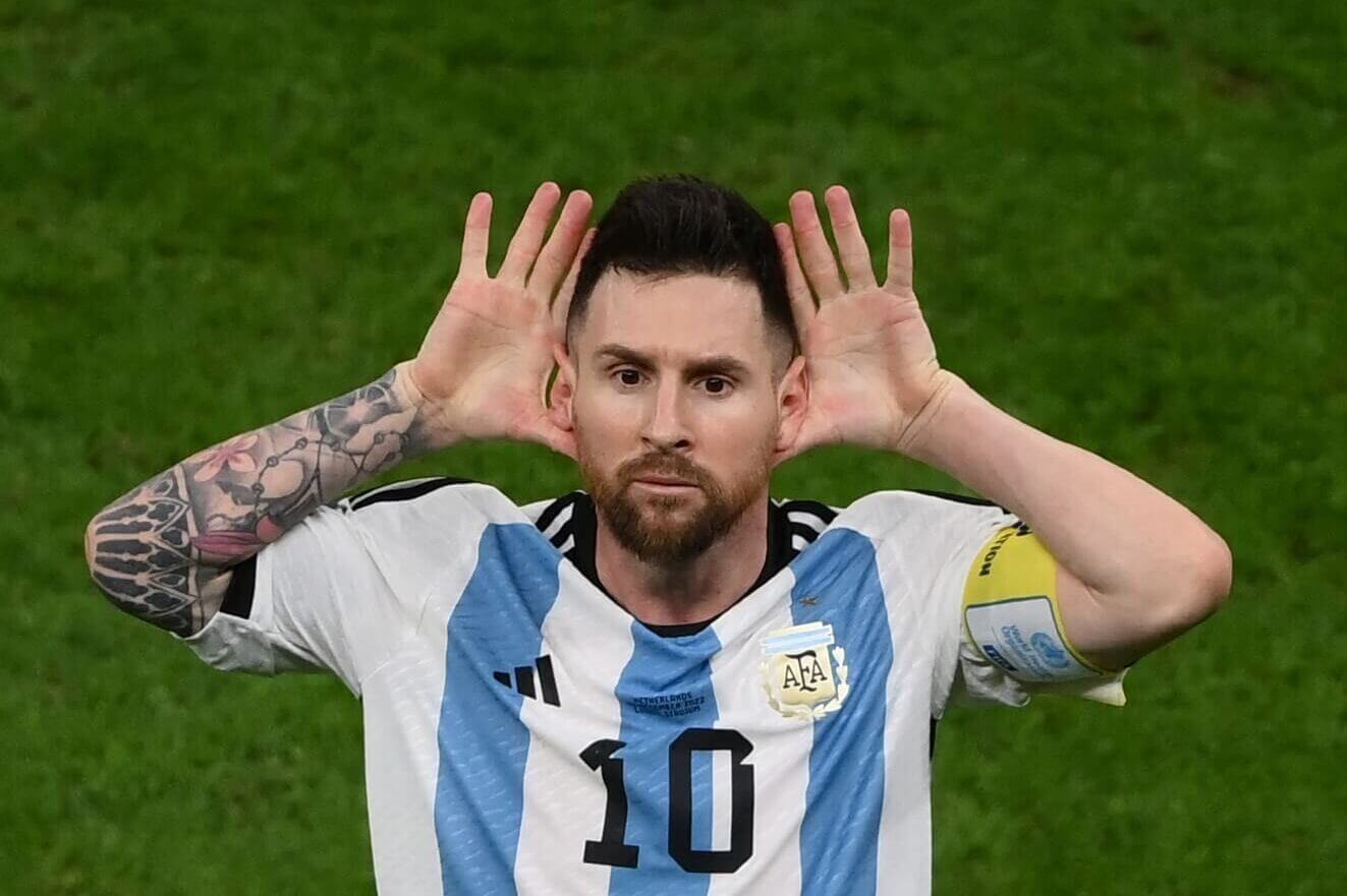 1330x890 Messi and Argentina's heightened, Desktop