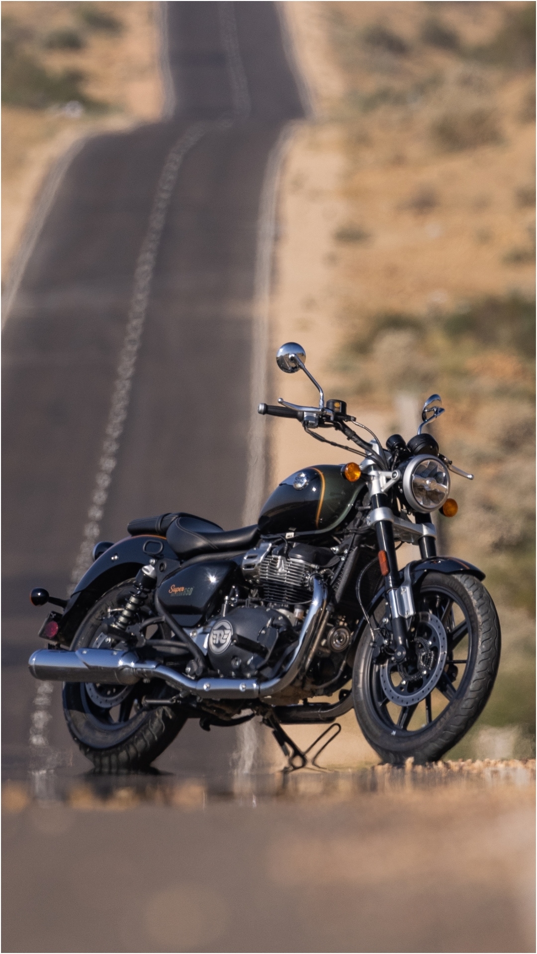 1080x1920 Royal Enfield Super Meteor 650 Review, Phone