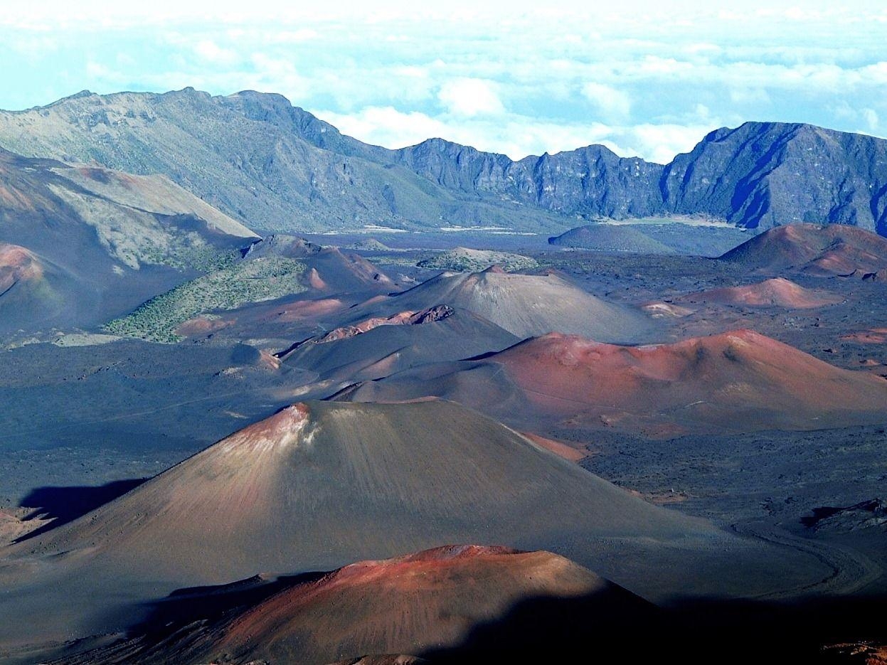 1250x940 Haleakala National Park, Desktop