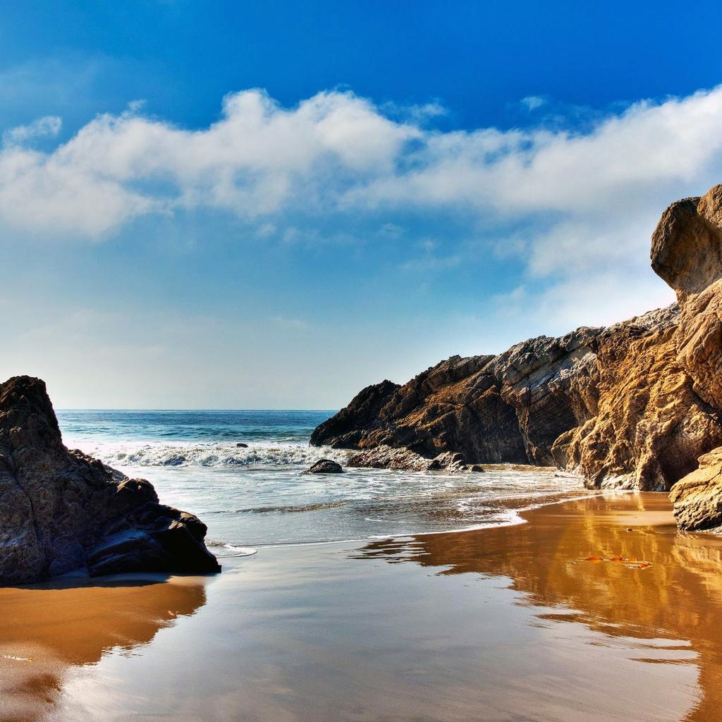 1030x1030 The wallpaper of beach at the Pacific Ocean in Malibu, California, Phone