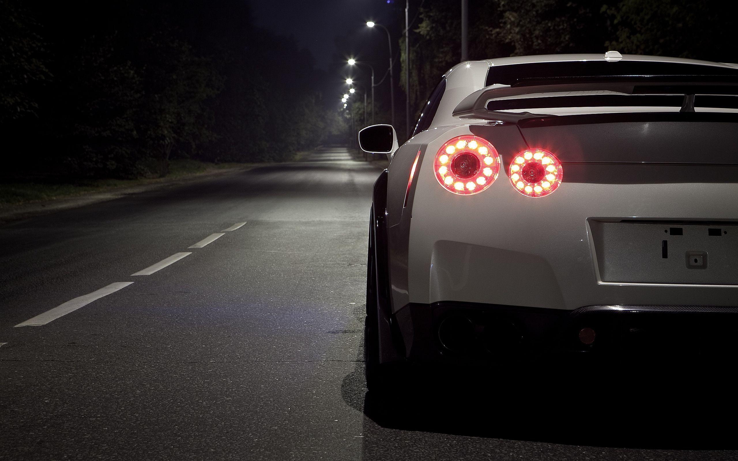 2560x1600 Nissan GTR R35 Wallpaper, Desktop