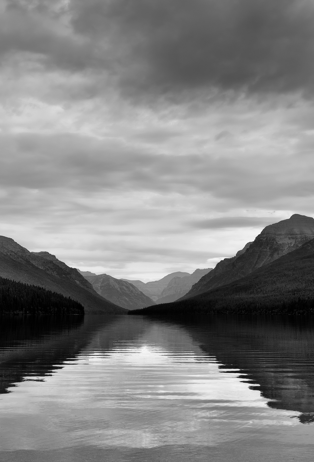 1040x1530 Bowman Lake and a Mountain View (Black & White) Wallpaper for iPhone Pro Max, X, 6, Phone