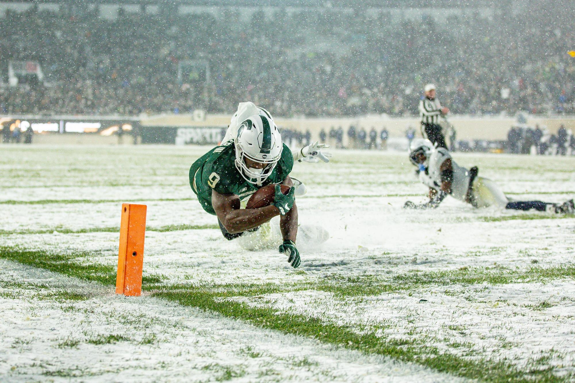 2000x1340 Kenneth Walker III State University Athletics, Desktop