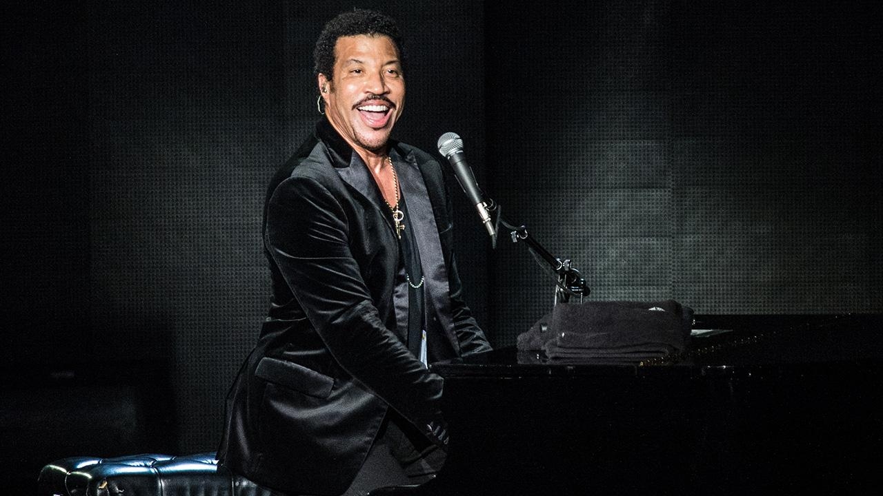 1280x720 Lionel Richie Sets Outdoor Minneapolis Area Concert, Desktop