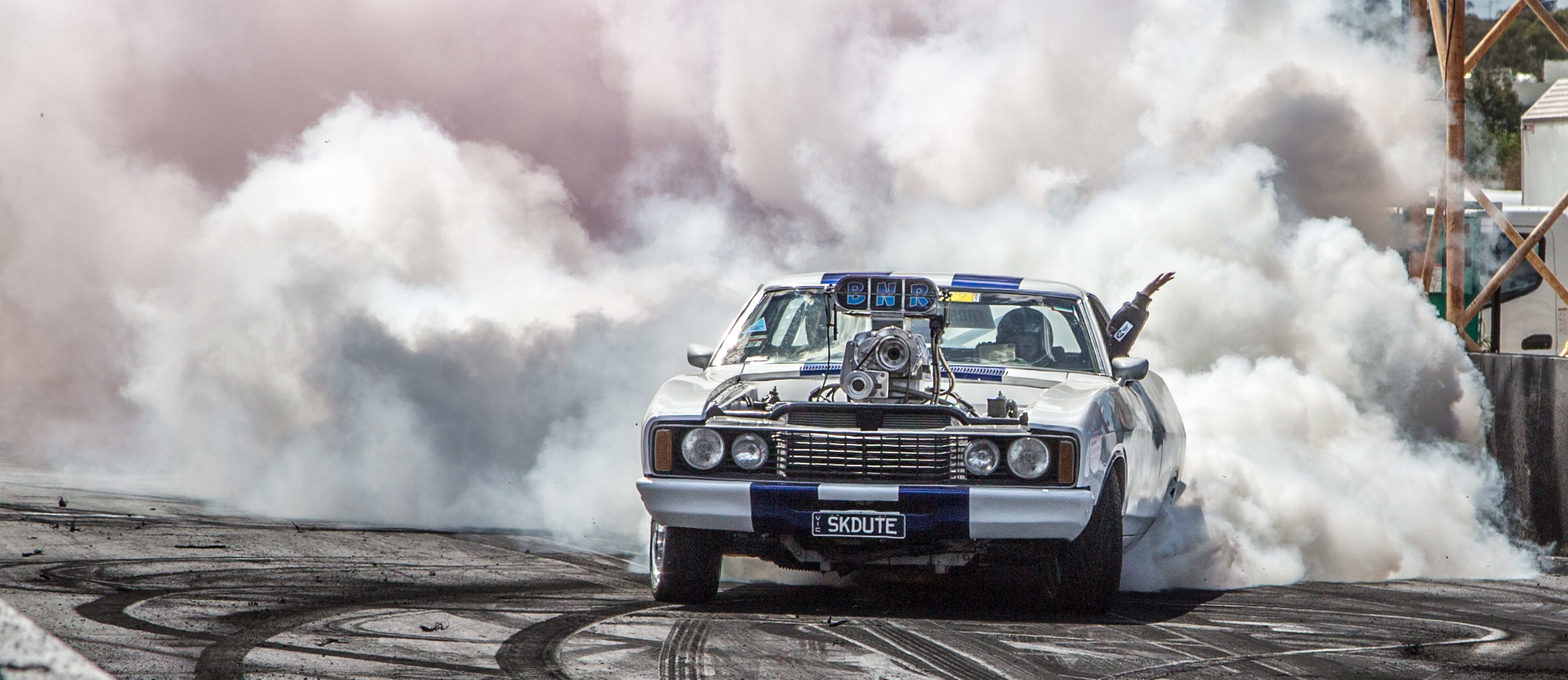 5760x2500 Street Machine Summernats 2022 survival guide, Dual Screen