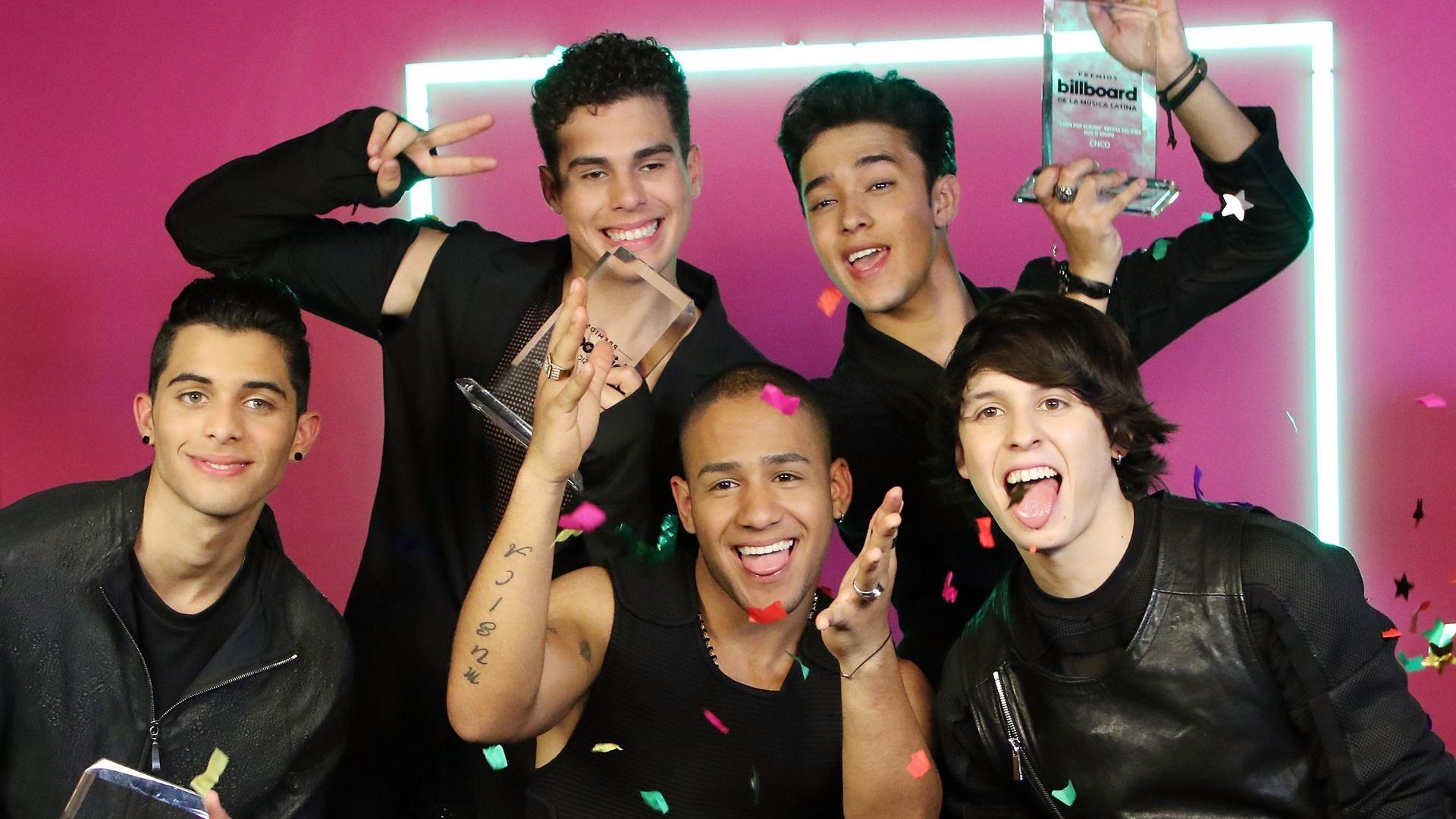 1920x1080 Los chicos de CNCO responden preguntas de los fans!, Desktop