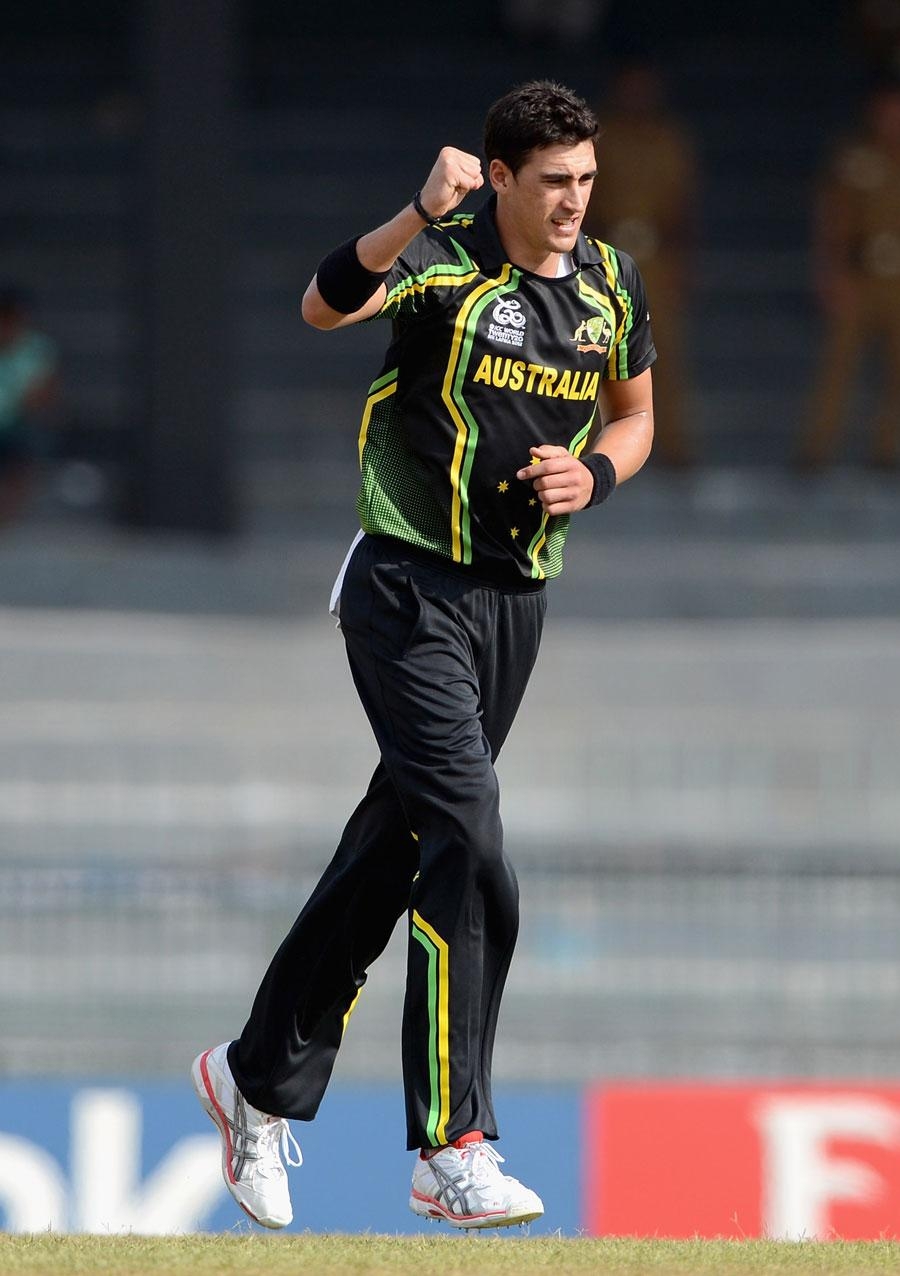 900x1280 Mitchell Starc was among those getting an early wicket. Photo. ICC, Phone