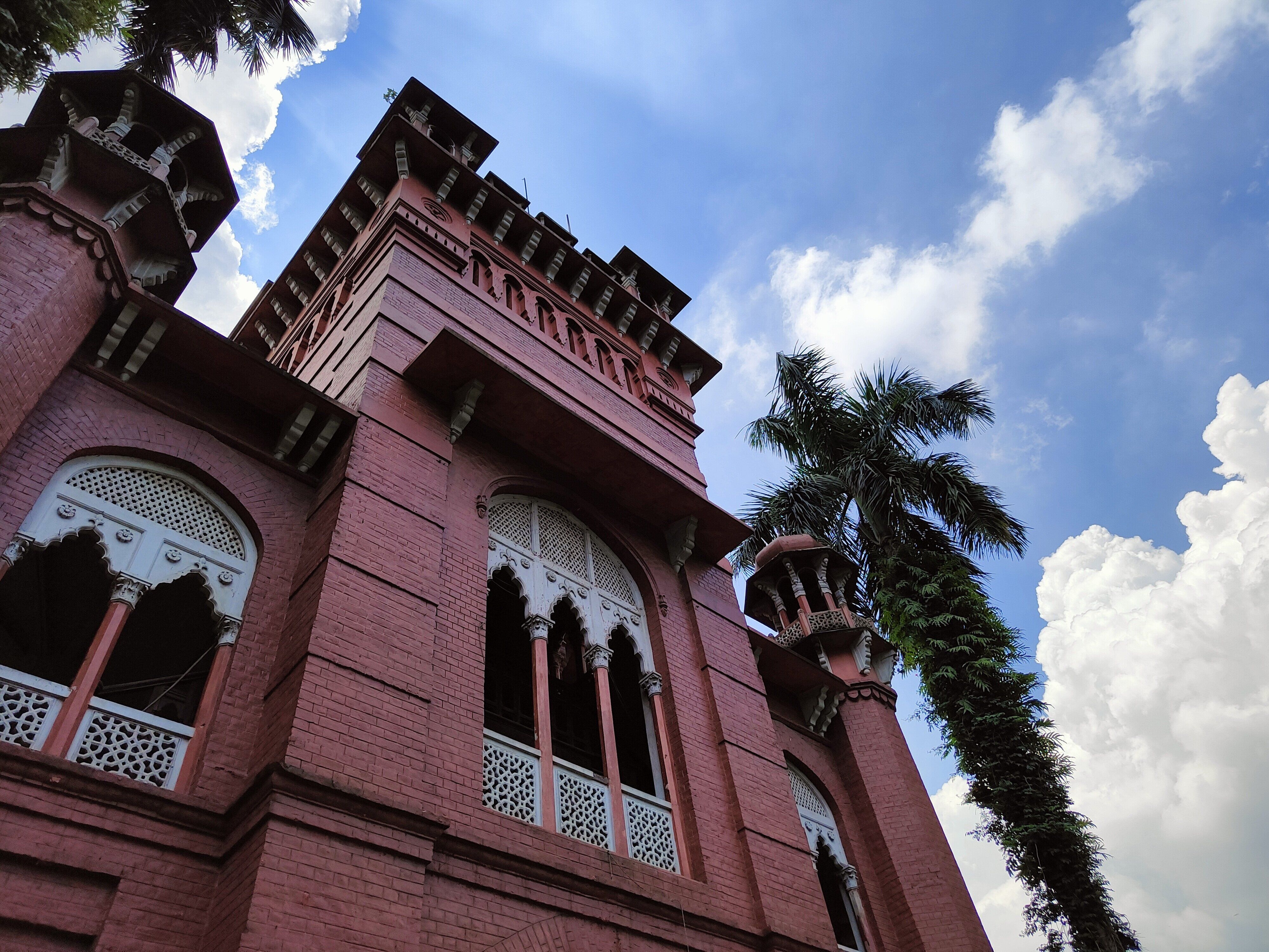 4000x3000 Local Guides Connect Hall: A Symbol of Dhaka University Guides Connect, Desktop