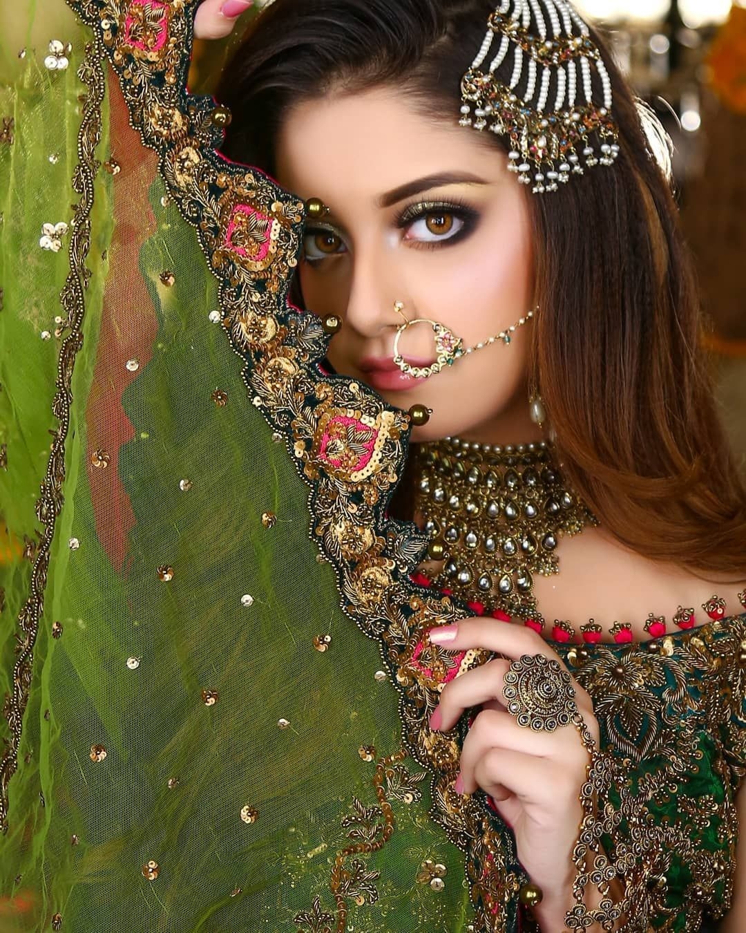 1080x1350 Awesome Bridal Photohoot of Alizeh Shah for Kashees in 2019, Phone