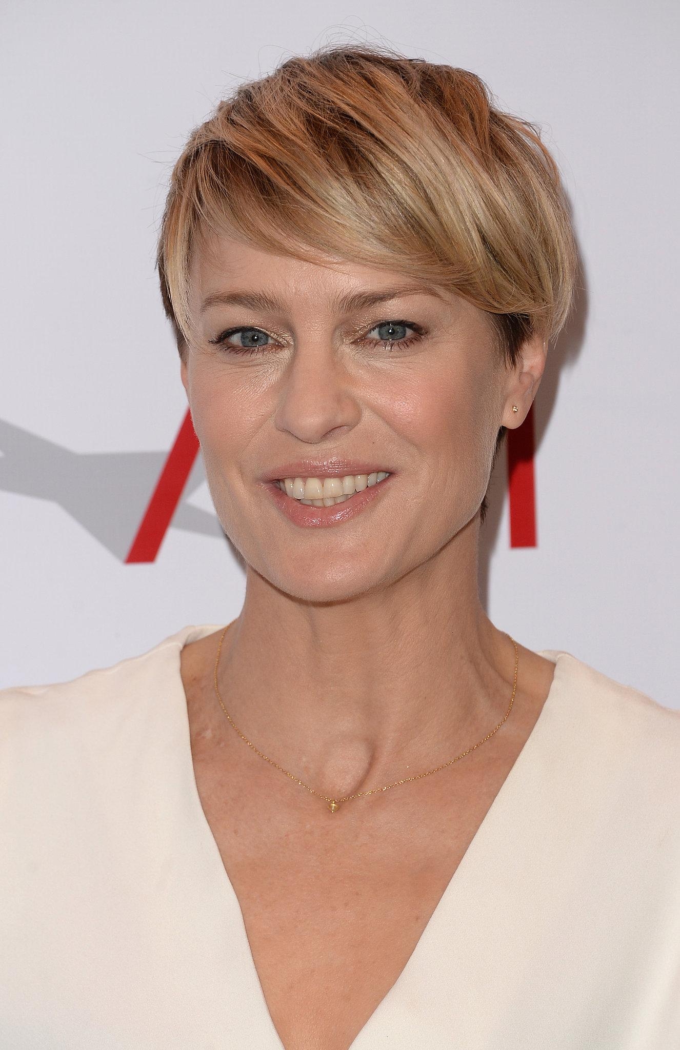 1330x2050 Robin Wright Wallpaper, Phone