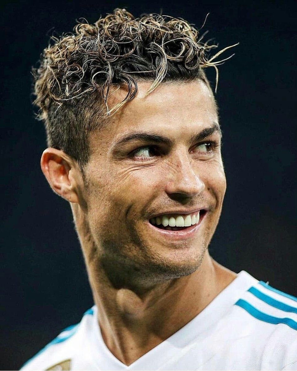 970x1200 Ajdin on Twitter. Cristiano ronaldo hairstyle, Cristiano ronaldo haircut, Ronaldo hair, Phone