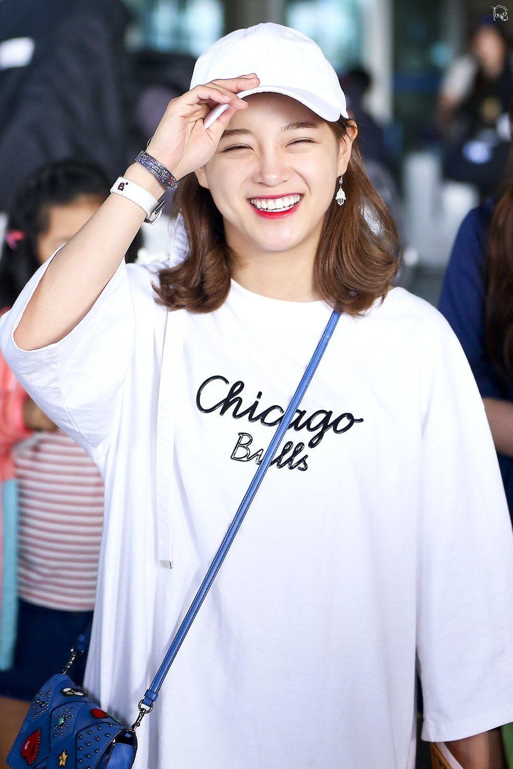 1000x1500 Kim Sejeong KPOP Image Board, Phone